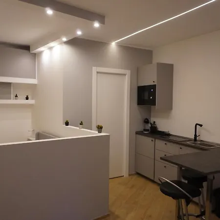 Vatican R-home Tito Livio Apartment
